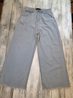Love for Humanity Women's High-Rise Lt Blue Wide-Leg Jeans Raw Hem sz 11 Short